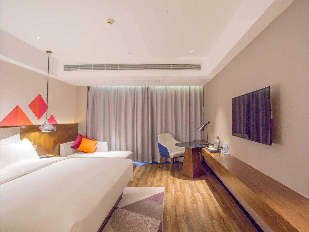 Borrman Hotel Nanning Railway Station Branch Zewnętrze zdjęcie